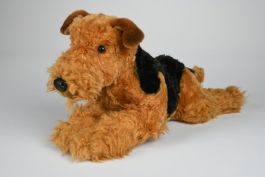 Uni-Toys Hund Airdale Terrier liegend ca 40 cm lang 